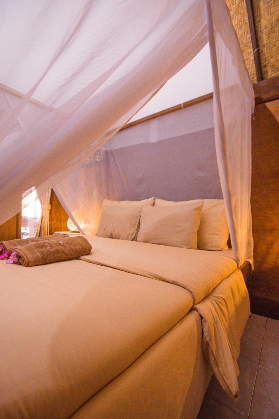 Color Cottage Gili Air Habitación foto